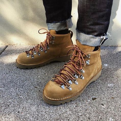 Danner Boots Men Outfit, Hiker Boots Outfit, Hobbitcore Fashion, Danner Boots Men, Clothes For Men Over 50, Casual Leather Boots, Boots Men Outfit, Manly Style, Boots Outfit Men