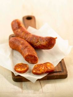 Homemade Pepperoni R Andouille Sausage Recipe, Eckrich Sausage, Conecuh Sausage, Pepperoni Recipe, Recipes Jalapeno, Chicken Andouille Sausage, Curing Meat, Homemade Pepperoni, Meat Curing