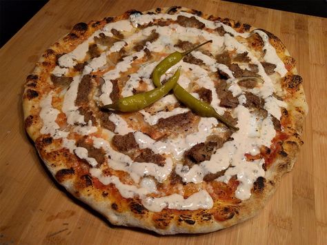 [Homemade] Swedish Kebab Pizza #TTDD#TheThingsDadsDo Kebab Pizza, Swedish Food, Food Time, Pizza Food, Swedish Recipes, Food Cooking, Food Stuff, Natural Home, Natural Home Remedies