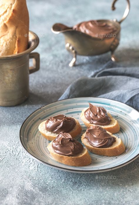 Chocolate Baguette, Food Portrait, Baked Ricotta, Food Photography Tutorial, Toast Toppings, Macro Meals, Chocolate Fondant, Frozen Blueberries, Breakfast Breads