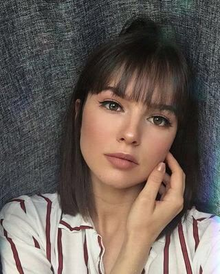 Melenas cortas: 30 looks que te animarán a dar el paso este verano : Foto - enfemenino Trendy Bob Hairstyles, Bob Hairstyles With Bangs, Short Straight Hair, Haircuts Straight Hair, Penteado Cabelo Curto, Short Hairstyle, Trending Hairstyles, Short Hair With Bangs, Grunge Hair