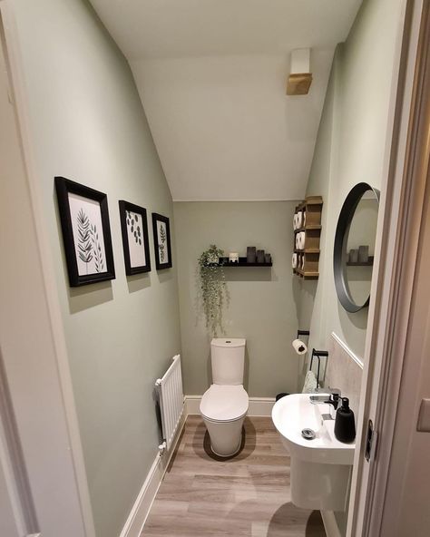 Small Downstairs Toilet, Cloakroom Toilet, Bathroom Under Stairs, Small Full Bathroom, Small Bathroom Colors, Toilet Room Decor, Small Toilet Room, Bathroom Color Schemes, Downstairs Toilet