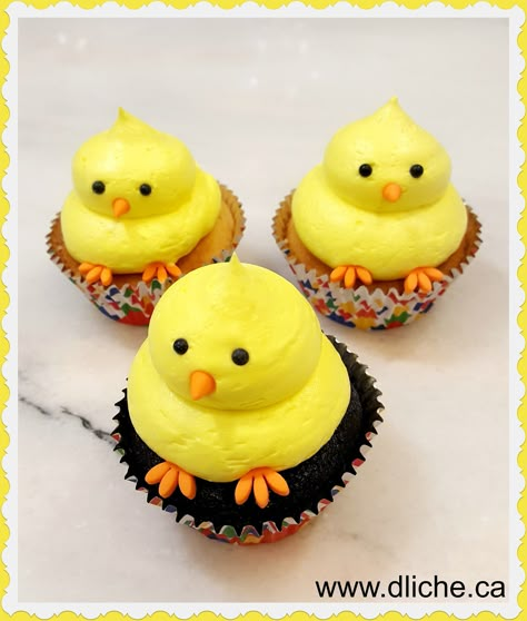 https://flic.kr/p/234GAYE | Chick cupcakes Duck Theme Cupcakes, Chicken Themed Birthday Cake, Cute Easter Cakes Simple, Chicken Cupcakes Ideas, Cupcake Chicken, Cute Animal Cakes, Baby 1 Year Birthday, Farm Cupcakes, Farm Baby Shower Theme