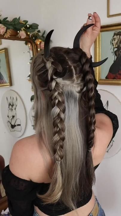 Renfaire Hair, Witch Hair, Viking Hair, Fantasy Hair, Work Hairstyles, Hair Today, Aesthetic Hair, Hair Dos, Pretty Hairstyles