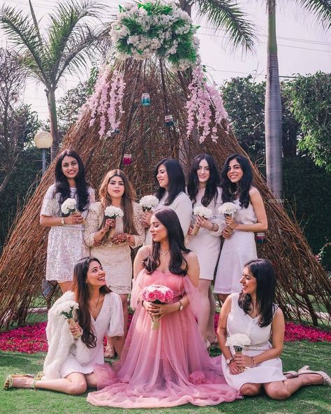 Bachelorette party Bridal Shower Pictures Friends, Bride To Be Friends Poses, Bridesmaids Bachelorette Outfit, Bride To Be Dress Ideas For Friends, Bride To Be Poses For Bride With Friends, Bride To Be Dresses Bachelorette Parties, Bridal Shower Ideas Outfits, Bride To Be Poses, Bride To Be Outfit Ideas