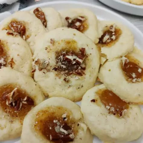 Cookies Made With Figs, Fig Empanadas Recipe, Fig Jam Cookies Recipe, Recipes Using Fig Preserves, Fig Preserves Recipe Desserts, Fig Pieces Recipes, Fig Jam Cookies, Fig Cookies Recipe, Fig Preserves Recipe