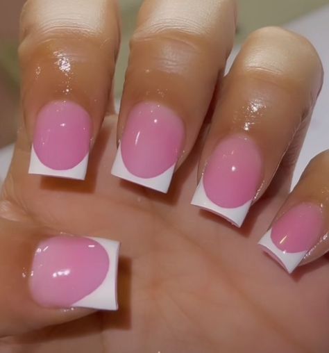 French Tip Short Nails Pink, Pink Base French Nails, Winter Nails Tips, Exotic Short Nails, Nails Acrylic Coffin Fall, Vacation Nails Short, Winter Nails Acrylic Coffin, Raw Nails, Y2k Lifestyle