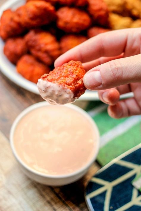 Sriracha Ranch Dip is perfect for game day or anytime really! Cool, creamy, and a little kick - it makes the best dip ever! Onion Pedals, Outback Bloomin Onion, Sriracha Ranch, Best Dip Ever, Onion Petals, Bloomin Onion, Best Dip, Ranch Dip, Best Appetizers