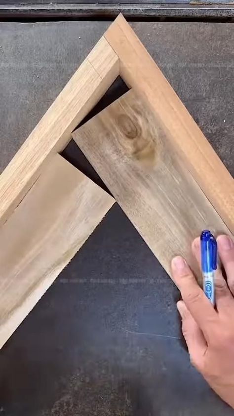 Easy Diy Hacks, Diy Crafts Life Hacks, Diy Wooden Projects, Wood Shop Projects, Carpentry Diy, Woodworking Ideas Table, Woodworking Videos, Wooden Projects, Diy Wood Projects Furniture