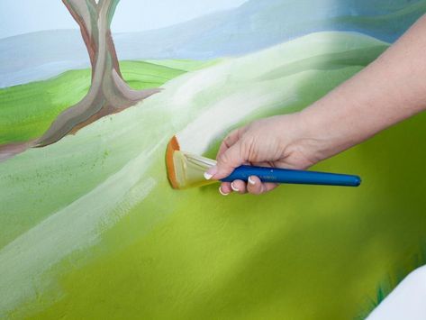 Mural painting tricks Sunday School Mural, Library Murals, Painting Fence, Wall Murals Painted Diy, Kids Murals, Playroom Mural, Wall Murals Diy, Daycare Design, Interior Murals