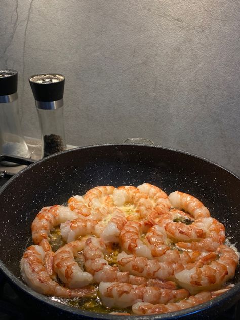 Shrimp Aesthetic Food, Pescatarian Aesthetic, Shrimp Aesthetic, Food Babe, Food Therapy, Healthy Lifestyle Food, Food Goals, Snap Food, Food Is Fuel