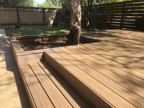 Trex Deck Carmel, Trex Enhance Toasted Sand, Luxury Deck Design, Trex Deck Toasted Sand, Toasted Sand Trex Deck, Toasted Sand Trex Decking, Trex Toasted Sand Decking, Back Deck Decor Ideas, Trex Toasted Sand