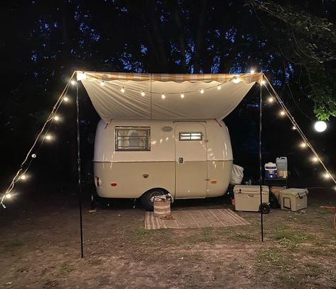 Jasmine + Ryan on Instagram: "Meet me under the stars ✨ #boler #bolerreno #bolercamper #vintage #vintagetrailerrestoration #camping #glamping #bolerlove #vintagestyle #vintagecampertrailersmagazine #bolertrailer #trailer @sidturcotteparkcampground" Boler Trailer Remodel, Boler Trailer Interiors, Boler Camper, Glamping Trailer, Boler Trailer, Vintage Trailers Restoration, Caravan Trailer, Bookstagram Posts, Pop Up Trailer