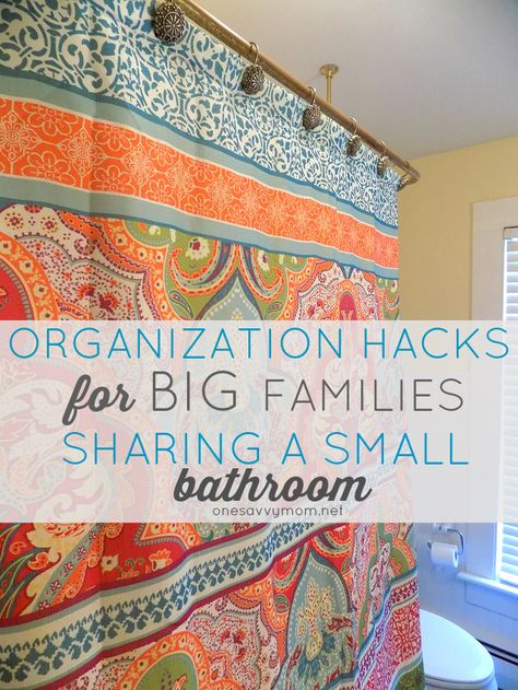 Organization Hacks For Big Families Sharing A Small Bathroom - Frugal Quick & Simple Tips To Make The Most of Your Space. Make it more functional and feel bigger with these simple items / tips   #TossTheTube ad Kids Small Bathroom Ideas, Shower Storage Ideas, Small Kids Bathroom Ideas, Big Family Organization, Large Family Organization, Kids Shared Bathroom, Small Kids Bathroom, Nyc Mom, Diy Kids Crafts