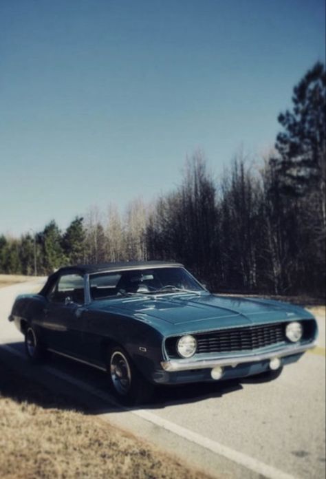 Stefan Salvatore Car, Damon Salvatore Car, Damon Aesthetic, Damon Salvatore Aesthetic, Damon Salvatore Quotes, Tvdu Aesthetic, Salvatore Aesthetic, Supernatural Impala, Vampire Diaries Aesthetic