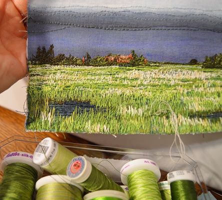 Felted Scenes, Landscape Textiles, Embroidered Landscapes, Craft Pictures, Freestyle Embroidery, Textiles Art, Landscape Art Quilts, Landscape Quilt, Textile Art Embroidery