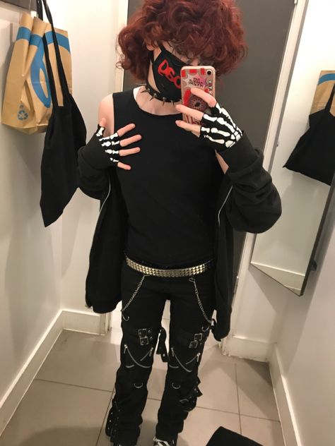 emo alt alternative outfit fit 2000s y2k inspired skull gloves black shirt studded belt silver chain tripp nyc dead threads pants trousers LOL xd rawr Skeleton Gloves Outfit, Studded Belt Outfit, Skull Gloves, Belts Aesthetic, Masc Outfit, Skeleton Gloves, Gloves Outfit, Alt Aesthetic, Masc Outfits