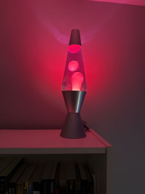 Pink lava lamp Lava Lamp Bedroom Aesthetic, Pink Lava Lamp Aesthetic, Lava Lamp Photography, Lava Lamp Room Aesthetic, Aesthetic Lava Lamp, Bedroom Isometric, Lava Lamp Room, Lava Lamp Aesthetic, Pink Lava Lamp