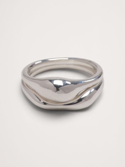 This sculptural set of stacking rings is cast in a domed, droplet shape.  Part of our demi-fine jewelry collection, each piece is handcrafted from either 14k-gold or 999-silver plated brass.  14k-gold or sterling-silver plated.  CZ stones.  Set of 2 rings. Statement Silver Ring, Wax Casted Rings, Silvr Rings, Chunky Silver Ring, Silver Chunky Rings, Silver Ring Stack, Stacking Rings Silver, Chunky Silver Rings, Interlocking Ring