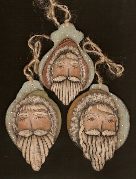 DIY SANTA Trio, Ornaments or Gift Tags - Painting E-Pattern by Donna Atkins Santa Christmas Ornaments, Painted Christmas Gifts, Santa Paintings, Paintings Easy, Diy Santa, Christmas Ornaments Gifts, Winter Painting, Irish Blessing, Primitive Folk Art