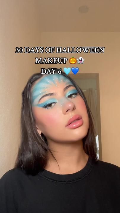 Simple Costume Makeup, Avatar Halloween Costumes Couples, Cute Avatar Costume, Avatar Dress Up, Avatar Costume Couple, Avatar Costume Halloween, Avatar Face Painting, Halloween Costumes Avatar, Diy Avatar Costume