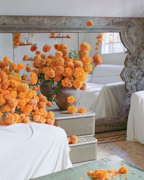 Flower House on Instagram: "Marigold mood 🧡 #flowerhousemexico | design by @studiomondine and team photo by @corbingurkin" Flower House, Team Photos, Room Decor, Table Decorations, Flowers, On Instagram, Furniture, Instagram, Home Decor