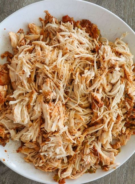 Chicken Taco Meat Recipe, Chicken Taco Meat, Chicken Breast Tacos, Crockpot Chicken Healthy, Mexican Shredded Chicken, Authentic Mexican Recipes, Taco Meat Recipes, Chicken Tacos Crockpot, Taco Seasoning Packet