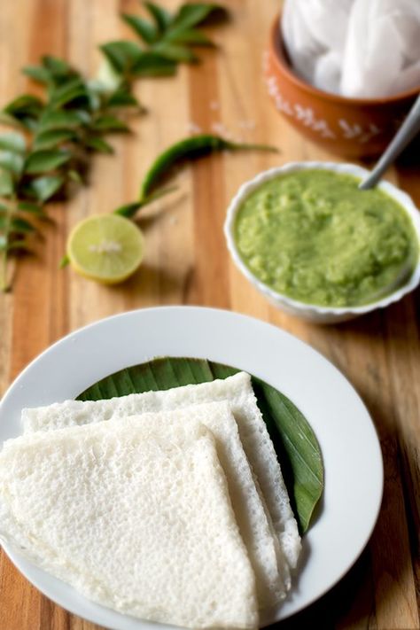 Ghavan is a popular Maharashtrian Rice Crepe, which is also known as Neer Dosa in Southern part of India.  #ghavan #neerdosa #crepes Neer Dosa, Dosa Recipe, Vegetarian Curry, Indian Foods, Easy Food Recipes, Paneer Recipes, Indian Kitchen, Fusion Food, Evening Snacks