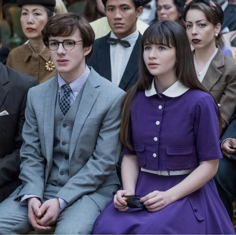 Louis Hynes, Baudelaire Children, A Series Of Unfortunate Events Netflix, Malina Weissman, Netflix Tv Shows, Lemony Snicket, Unfortunate Events, A Series Of Unfortunate Events, Netflix Series