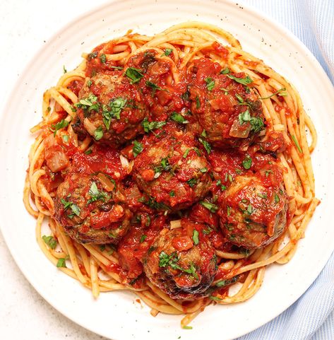 Veal Meatballs Italian, Meatballs Made With Bread Soaked In Milk, Meatballs With Bread And Milk, Spagetti And Meatball Recipe, Breaded Meatballs, Authentic Italian Meatballs, Veal Meatballs, Homemade Italian Meatballs, Italian Meatballs Recipe