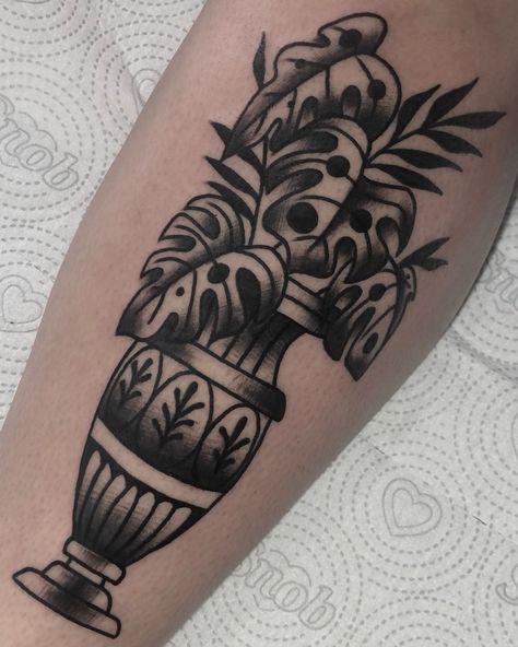 Traditional Tattoo Vase Flowers, Plant Vase Traditional Tattoo, American Traditional Vase With Flowers Tattoo, American Traditional Potted Plant Tattoo, Traditional Plant Pot Tattoo, Potted Plant Tattoo Traditional, Traditional Fruit Tattoo Black, Trad Vase Tattoo, Traditional Flower Pot Tattoo