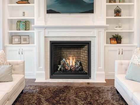 Hamptons Fireplace Ideas, Open Gas Fireplace Ideas, Gas Fireplace With Mantle, Indoor Gas Fireplace Ideas, Fire Places Ideas Living Room With Tv, Gas Fireplace Mantle, Living Room Gas Fireplace, Gas Fireplace Surround, Fireplace Xtrordinair