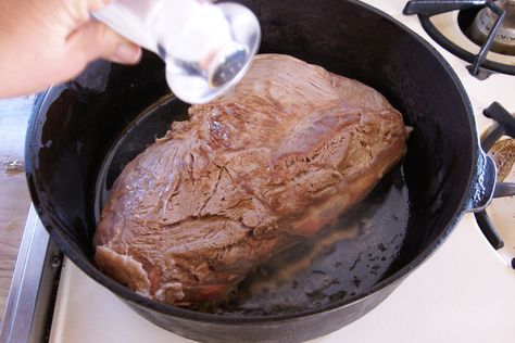 Beer Braised Beef Shoulder, Salt & pepper meat - sear all sides in a dutch oven on the stovetop, deglaze with can of beer, cover and put in 300F oven  for 2+ hours. Shoulder Steak Recipes, Bottom Round Roast Recipes, Pork Loin Oven, Beef Shoulder Roast, Beef Shoulder, Shoulder Roast, Dutch Oven Cooking, Round Roast, Roast Beef Recipes