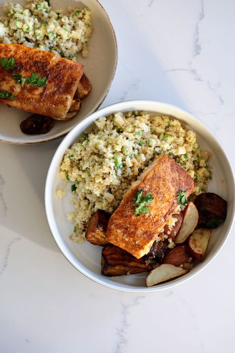 Early Summer Salmon and Quinoa Bowl Salmon And Quinoa, Summer Salmon, Tarragon Recipes, Salmon Quinoa, Arctic Char, Roasting Times, Blackened Salmon, Summer Produce, Quinoa Bowl