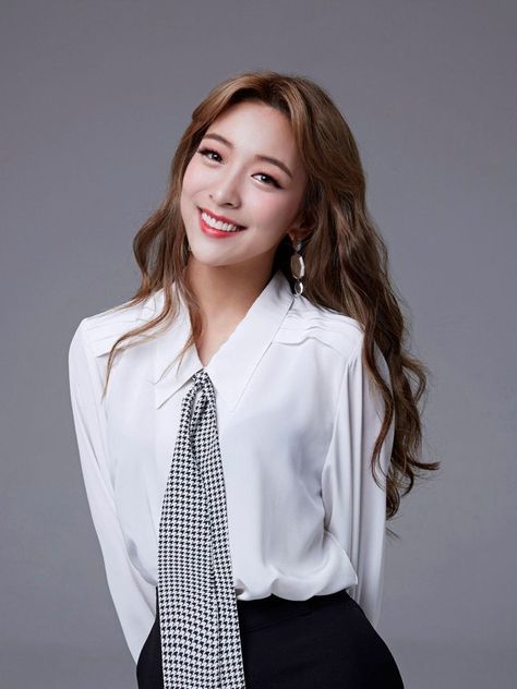 Luna Kpop, Fx Luna, Luna Fx, Song Qian, Victoria Song, Luna Park, Sm Entertainment, Entertainment Company, 1 Girl