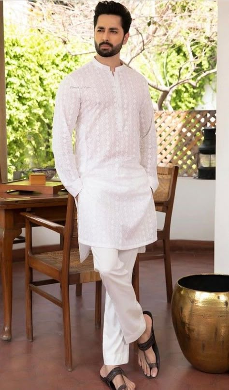 Panjabi Photo Pose Men, Male Kurta Design, Kurta Poses, India Fashion Men, Mens Traditional Wear, Indian Wedding Clothes For Men, Danish Taimoor, Mens Hairstyles Fade, Boys Kurta Design