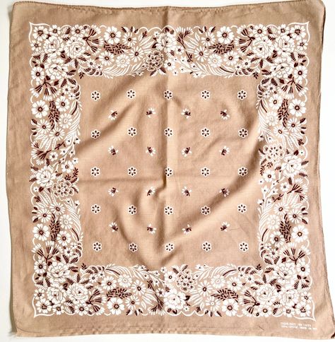 60s Floral Beige Bandana Vintage 60s 70s Fast Color Soft Cotton Rare Pale Light Brown Black White Colorway American Vintage Clothing, 60s Floral, Timeless Wardrobe Staples, Vintage Painting, Vintage Cotton, Vintage 60s, Bandanas, American Vintage, Light Brown