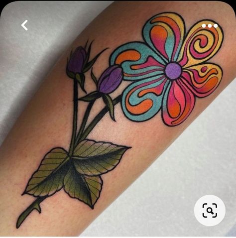 Hippie Flower Tattoos, Unique Half Sleeve Tattoos, Neon Tattoo, American Traditional Tattoo Ideas, Hippie Tattoo, Traditional Tattoo Ideas, Usa Tattoo, Kunst Tattoos, Bug Tattoo