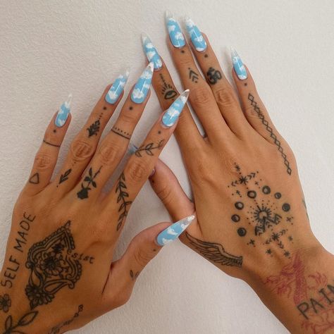 Tattoo Oil, Faded Tattoo, Tiny Wrist Tattoos, Hand And Finger Tattoos, Hand Tats, Handpoke Tattoo, Long Nail Designs, Finger Tattoo, Cute Tattoos For Women