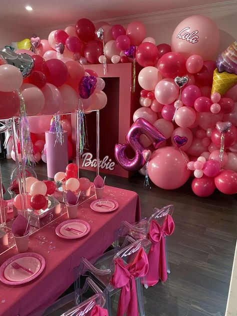 Barbie Birthday Party Ideas | Photo 1 of 9 Barbie Doll Party, Barbie Party Setup, Barbie Themed Quinceañera, Barbie Party Table Set Up, Barbie Ideas Party, Barbie Balloons, Barbie Birthday Outfit Kids, Barbie 18th Birthday Party, Barbie 1st Birthday Party Ideas