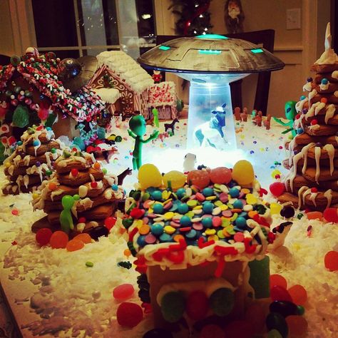 Gingerbread Competition, Homemade Gingerbread House, Homemade Gingerbread, Alien Invasion, The Martian, Outer Space, Gingerbread House, Gingerbread, House Ideas