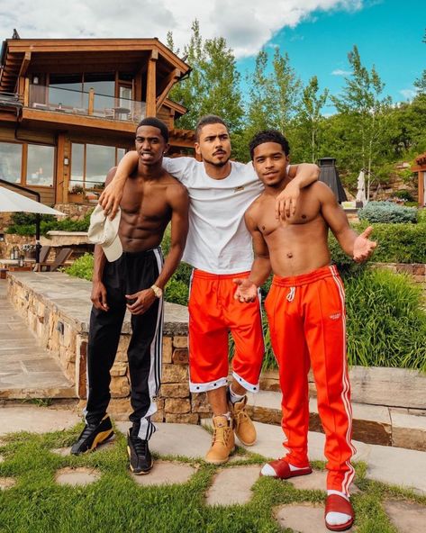 SEAN 'DIDDY' COMBS AND KIDS VACATION IN COLORADO Matthew Noszka, Kit Butler, Quincy Brown, Rafael Miller, Sean Diddy Combs, Sean Combs, Royal Family Pictures, Friend Vacation, Diddy Combs