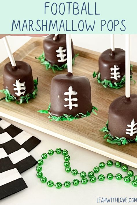 Football Marshmallow Pops, Cheer Dessert Ideas, Cheer Bake Sale Ideas, Fall Marshmallows, Birthday Marshmallows, Marshmallow Pops Halloween, Football Party Desserts, Football Party Treats, Marshmellow Treats