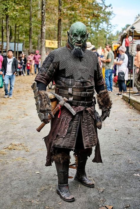 My Orc costume at the Carolina Renaissance Festival 2019 Mens Cosplay Ideas, Orc Outfits, Evermore Costume, Orc Costume, Female Half Orc, Dnd Orc, Persona 3 Reload, Female Orc, Y2k Fashion Outfit