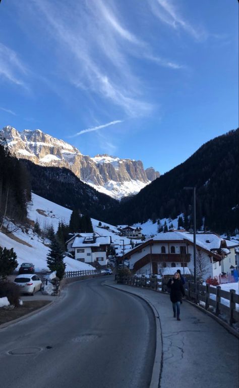 Winter In Switzerland Aesthetic, The Alps Winter, Switerzerland Aesthetic Winter, Italian Alps Aesthetic, Mountains Winter Aesthetic, Winter In Spain Aesthetic, Spain Aesthetics Winter, Italy Skiing Aesthetic, Winter In Europe Aesthetic