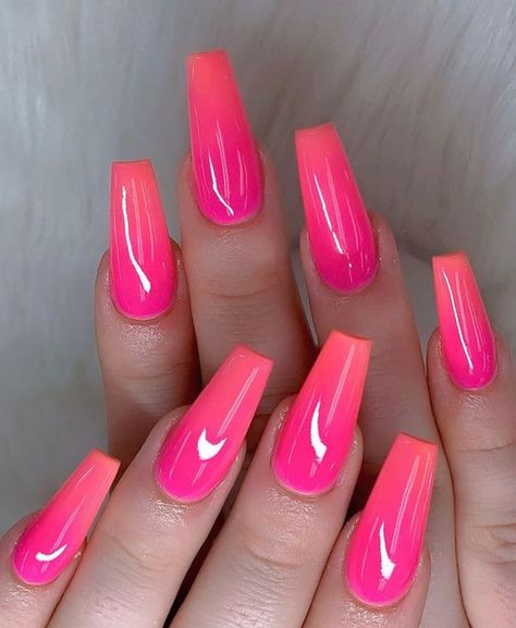 Ombre Acrylic, Pink Nail Art Designs, Unghie Sfumate, French Elegance, Colorful Nails, Pink Nail Art, Vacation Nails, Nails Polish, Summer Acrylic Nails