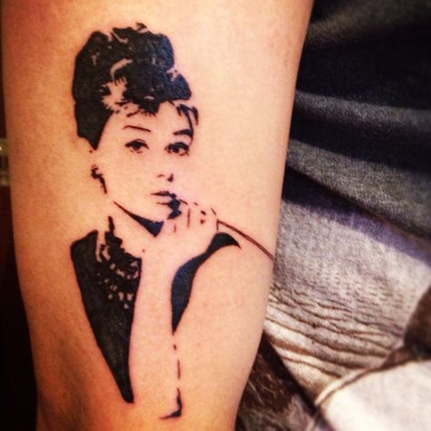 lots of ink, but I've always loved this print! Audrey Hepburn Tattoo Audrey Hepburn Tattoo, New Tattoo Styles, Wolf Tattoo Ideas, Fashion Tattoos, Tattoos Quotes, 13 Tattoos, Eco Label, Wolf Tattoo, Black Ink Tattoos