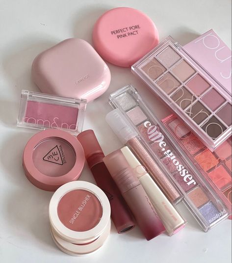 Aesthetic
 Korean makeup
 Korean lip product
 Luxury 
 Makeup
 K-makeup
 cupid club edition 
 lilybyred
 aesthetic makeup
 clio peripera romand rom&nd wakemake south  korean makeup espoir Makeup Ala Korea, Rosa Make-up, Makeup Asia, Koleksi Makeup, Koleksi Parfum, Alat Makeup, Lucet, Makeup Accesories, Fancy Makeup