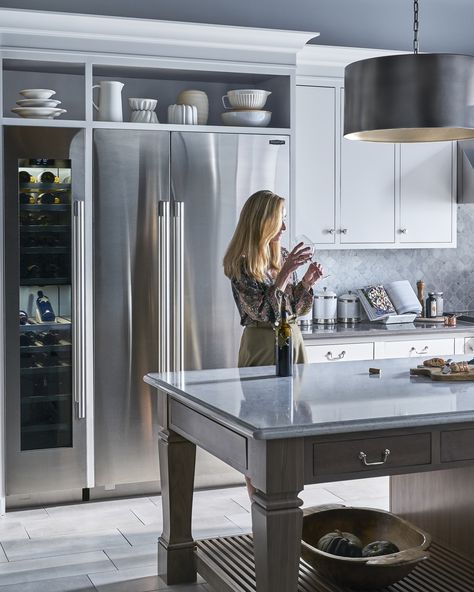 Discover kitchen appliances that honor food at every level, from farm to table. Signature Kitchen Suite, Fridge Design, Column Refrigerator, Kitchen Suite, Wine Cave, Convection Cooking, Dream Kitchens Design, Wine Refrigerator, Luxe Interiors