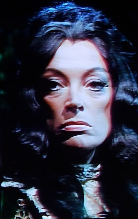 Grayson Hall as Magda Rakosi on Original Dark Shadows 1969 Dark Shadows Werewolf, Dark Shadows Collinwood, Shadow Of Night Deborah Harkness, Grayson Hall--dark Shadows, Dark Shadows Movie Aesthetic, Grayson Hall, Dark Shadows Tv Show, Vampires And Werewolves, Coronation Street